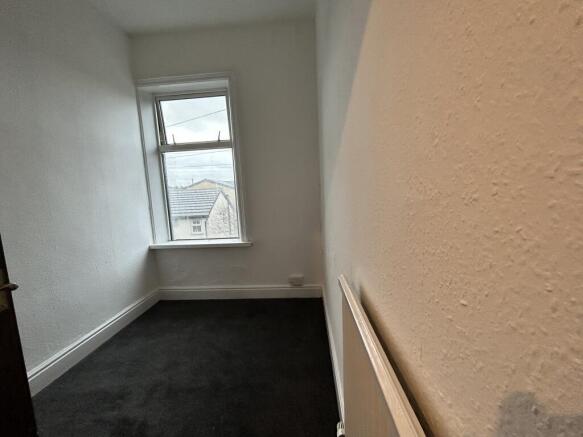 3 bed Terraced to rent Image 7