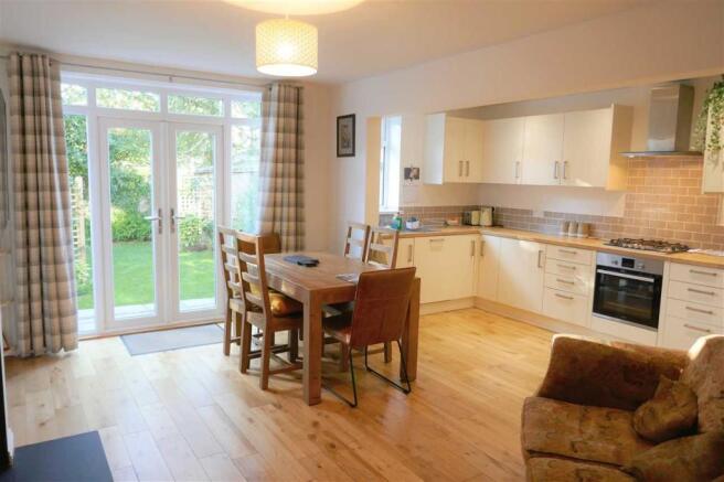 DINING ROOM/KITCHEN:
