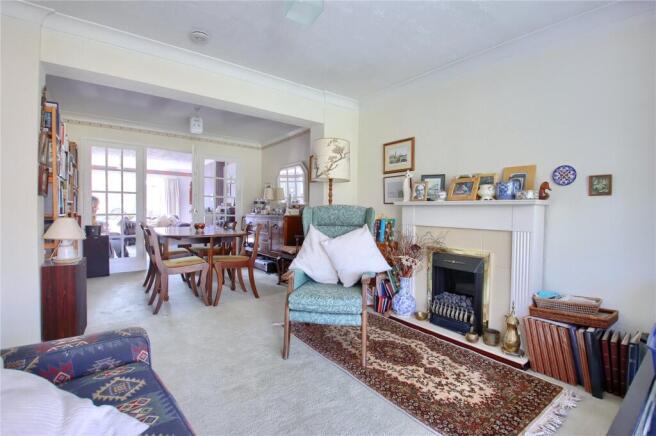 4 bed Link Detached House for sale Image 4