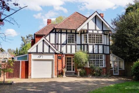 Palace Road, East Molesey, KT8