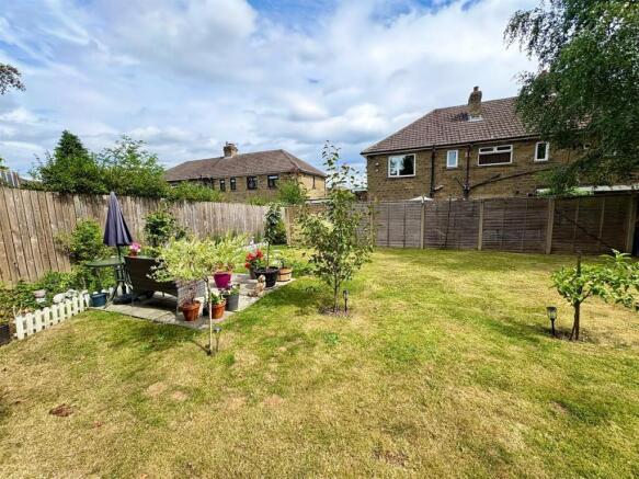 2 bed Flat for sale Image 9