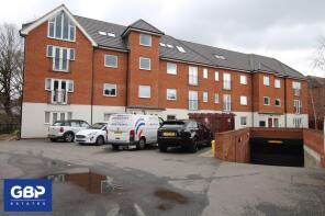 Flat 2, 126 Noble Court, North Street, Hornchurch RM11 1SU