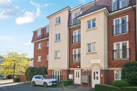 Schoolgate Drive, Morden, SM4