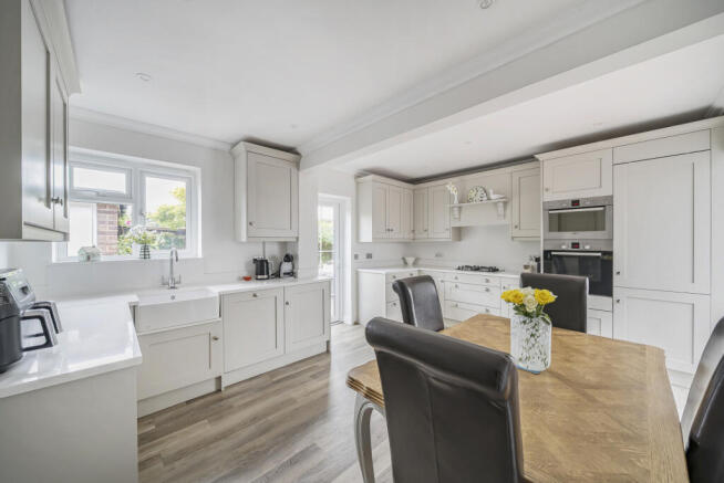 1319710-10-687509...