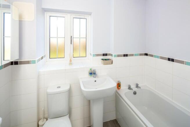1st Floor Bathroom