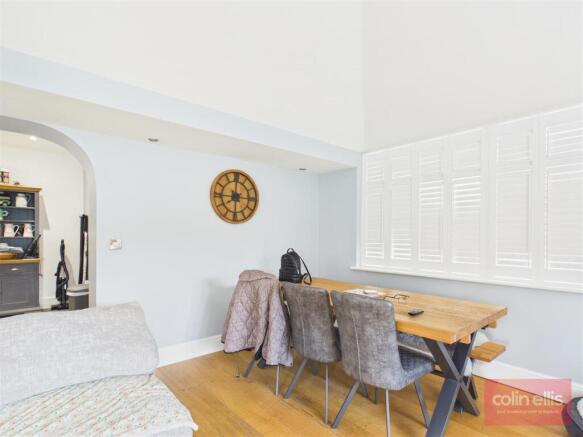 3 bed Detached Bungalow for sale Image 10