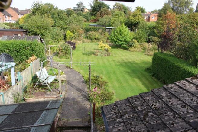 Large Mature Rear Garden