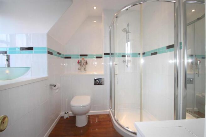 Shower Room.jpg