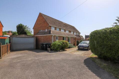Salisbury Crescent, Blandford Forum