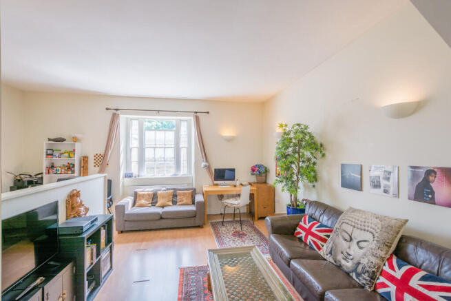 10 Dorchester Str...