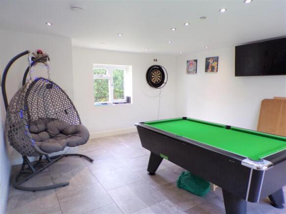 Games Room/Annexe