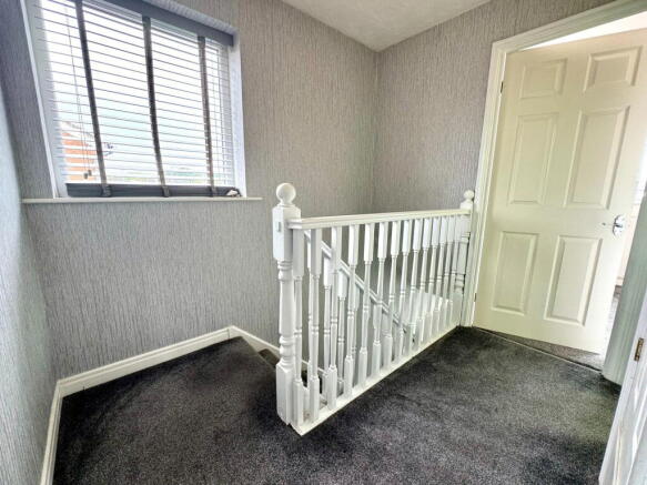 3 bed Semi-Detached for sale Image 10