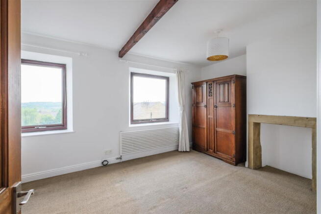3 bed Terraced for sale Image 9