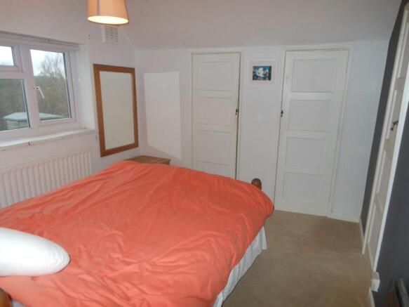 593. Bedroom.JPG