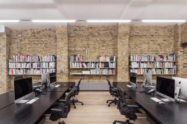 18 Bowling Green Lane