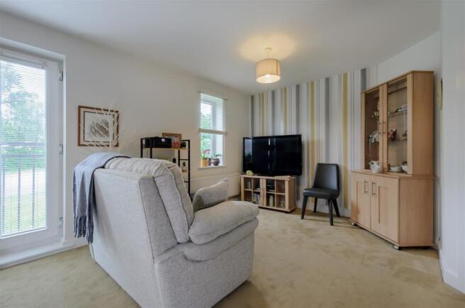 Open Plan Living / Dining / Kitchen