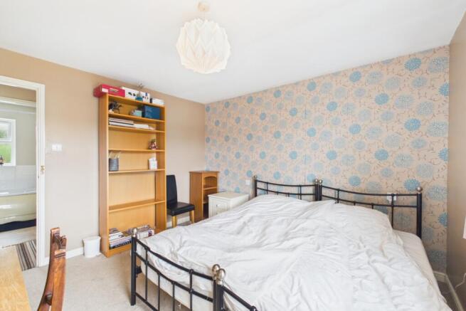 3 bed Detached for sale Image 12