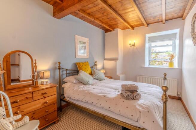 2 bed Cottage for sale Image 7