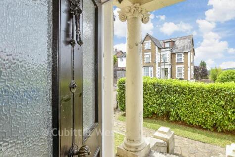 Upper Bridge Road, Redhill, Surrey
