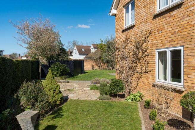 Alton Drive, Lexden, Colchester, Essex, CO3 photo 4