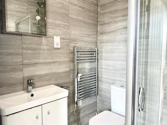 WhatsApp Image 2025-08-18 at 09.34.58_a4e2e830.jpg