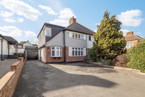 Oaks Avenue, Worcester Park, KT4