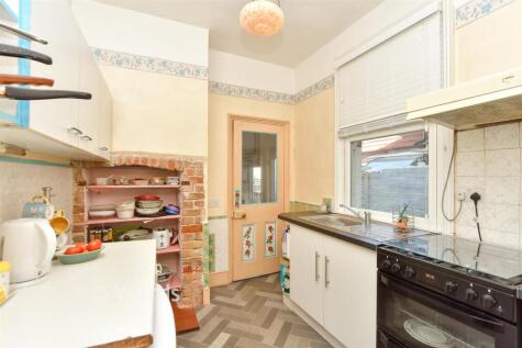 Queenborough Road, Minster On Sea, Sheerness, Kent