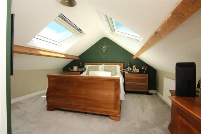 3 bed Semi-Detached for sale Image 12