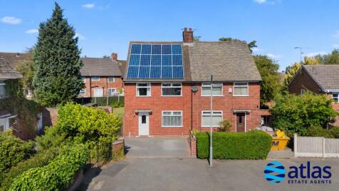 Woodvale Road, Woolton, L25