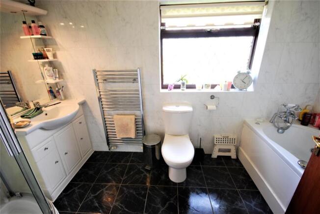 BATHROOM: