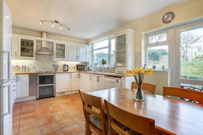 BREAKFAST KITCHEN