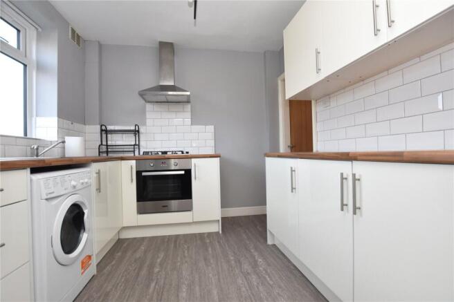 Greenwood Road, Tingley, Wakefield, West Yorkshire photo 4