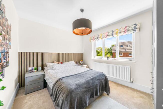 4 bed Detached for sale Image 10
