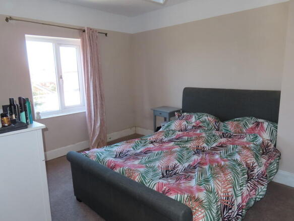 3 bed Semi-Detached for sale Image 12