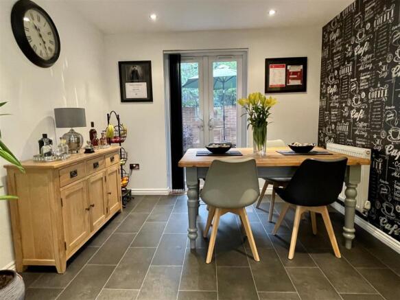 Kitchen/Dining Room