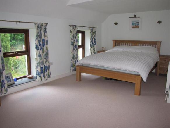 BEDROOM 1