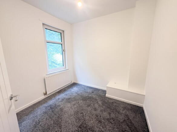 2 bed Terraced for sale Image 9