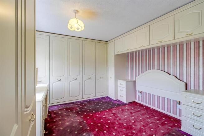 2 bed Semi-Detached for sale Image 6