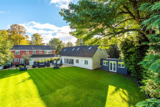5-bed detached on Stonecroft, Stone, Aylesbury, Buckinghamshire, HP17, £1,395,000