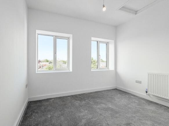 1 bed Apartment to rent Image 12
