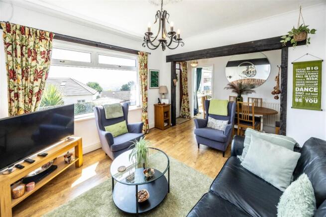 3 bed Detached Bungalow for sale Image 10