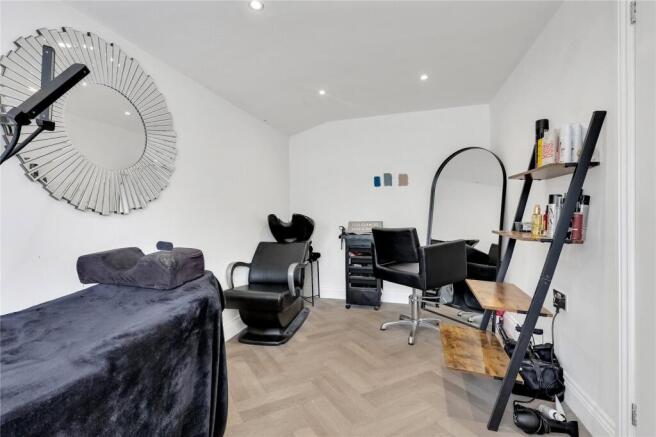 3 bed Semi-Detached for sale Image 12