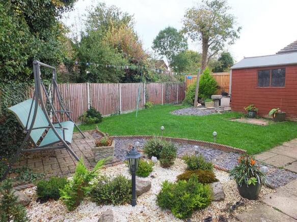 12 Deepdale Drive Rear Garden (1).JPG