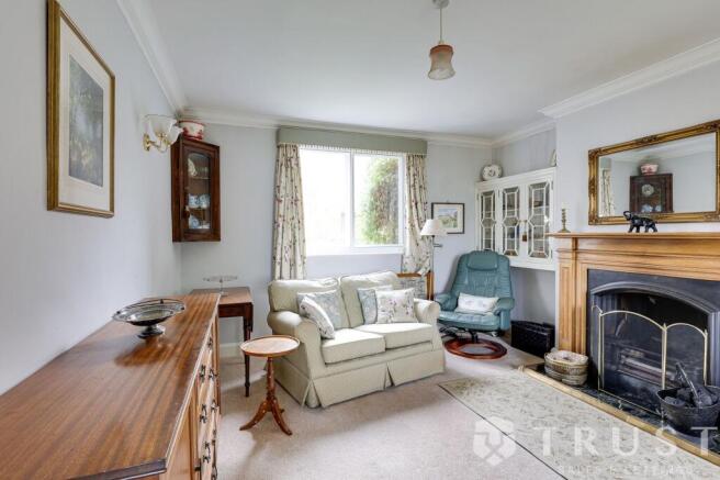 3 bed Detached for sale Image 11