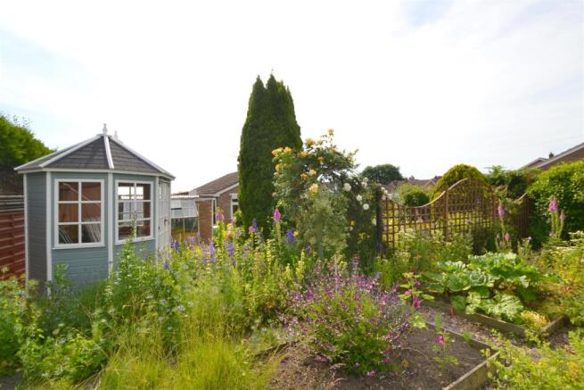 topgarden2.JPG
