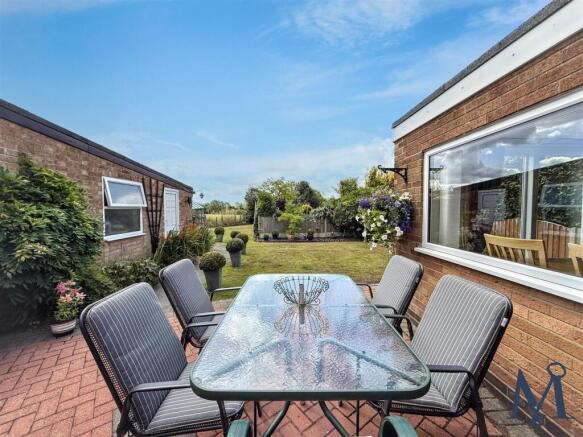 Jacqueline Road, Field Head, Markfield photo 4