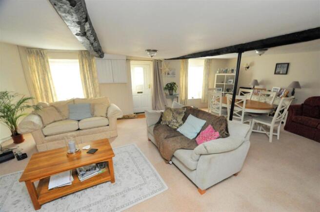Living/Dining Room