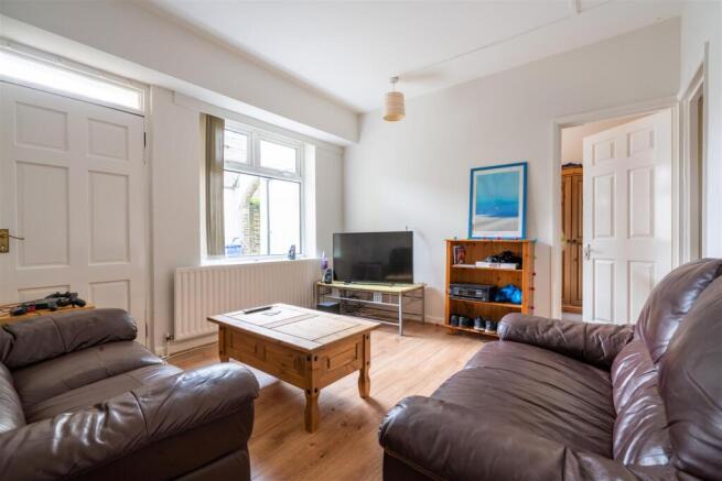 Living Room_.jpg