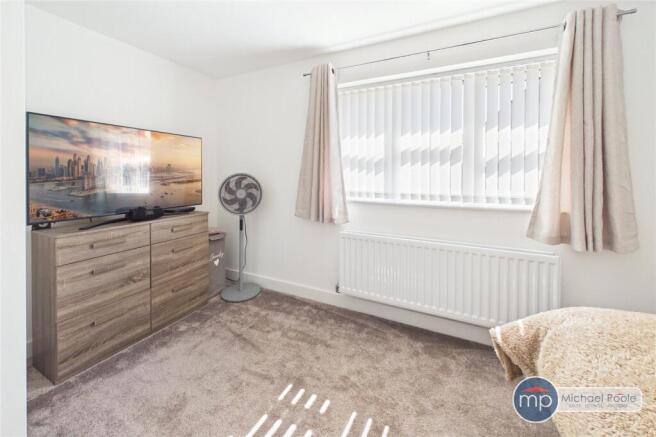 2 bed Semi-Detached for sale Image 11