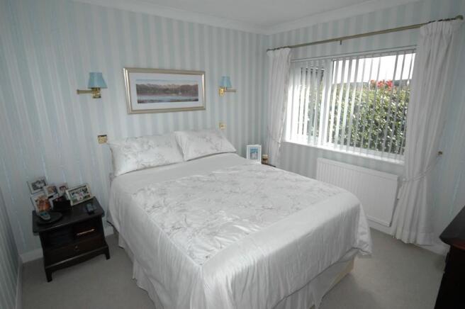 BEDROOM 2